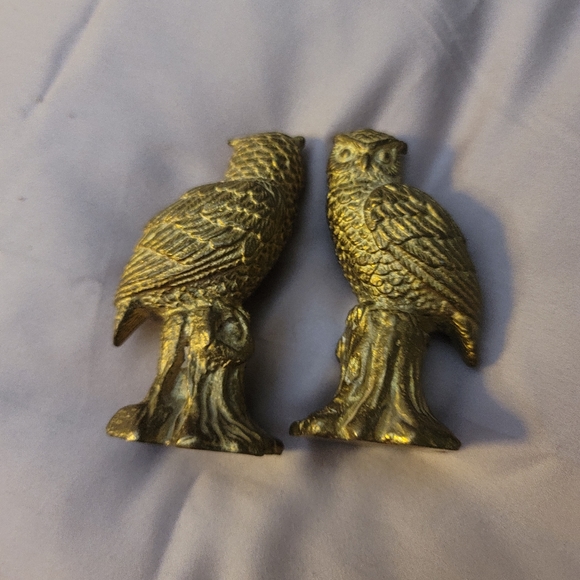 GORGEOUS VINTAGE BRASS EXCHANGE OWL FIGURES- MUST SEE - Picture 1 of 3